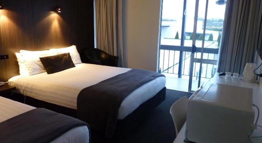 The Riccarton Hotel Christchurch Eksteriør bilde