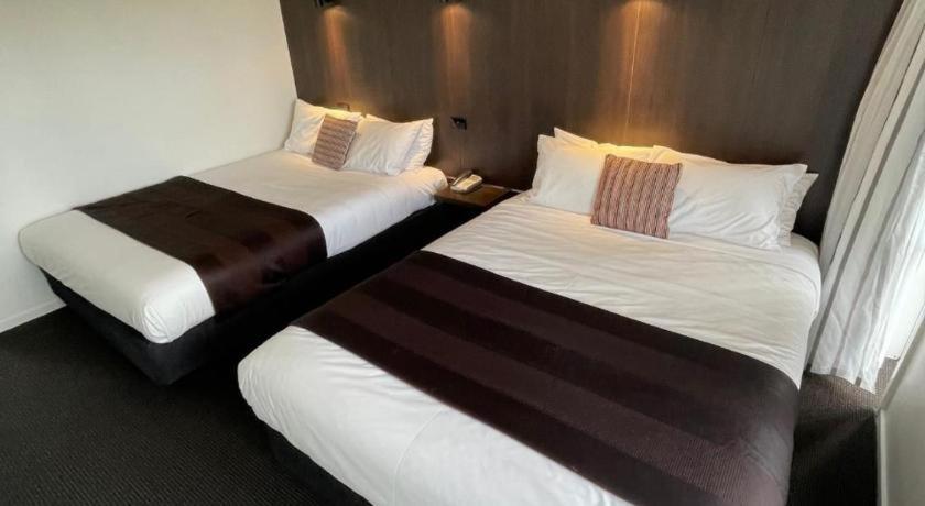 The Riccarton Hotel Christchurch Eksteriør bilde